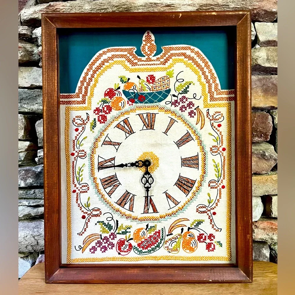 VTG Clock Embroidery Cross Stitch Fruit Electric Wood Cottage Farmhouse